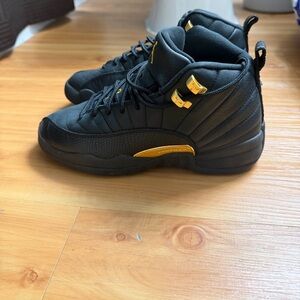 Jordan Black and Gold Men's Sneakers